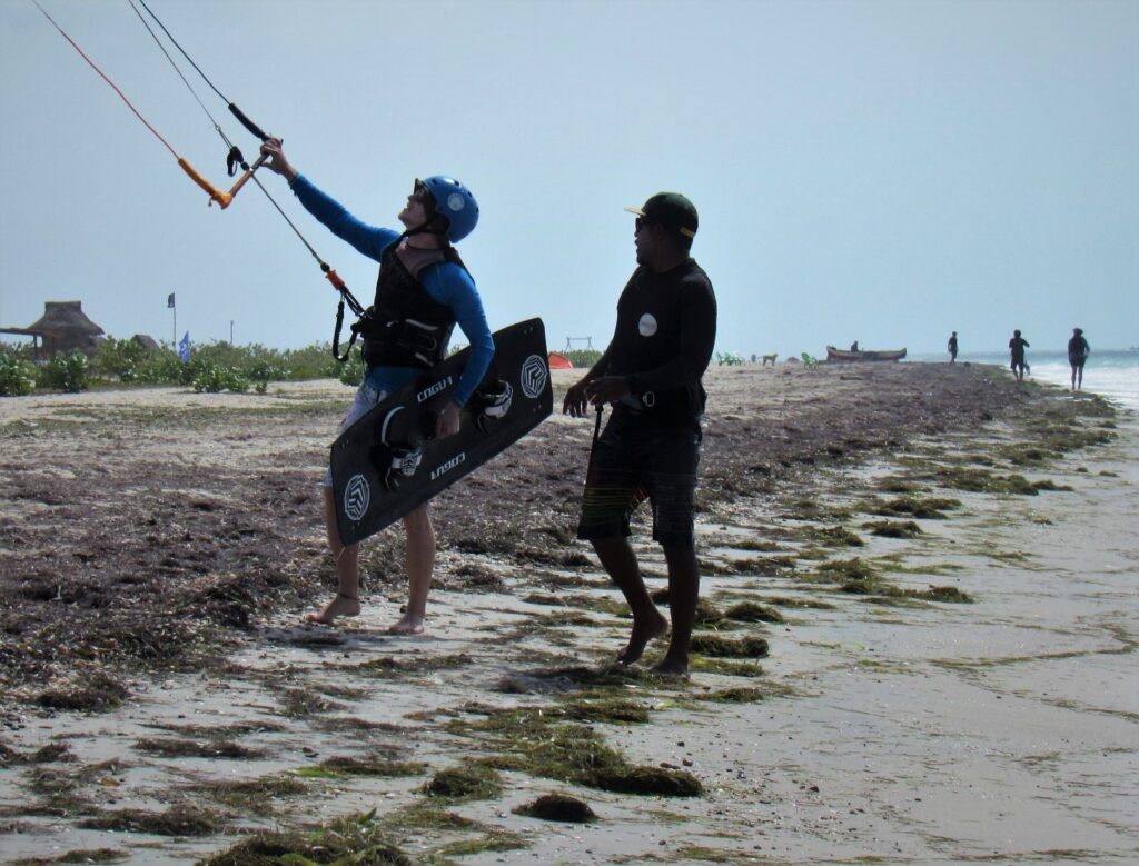 Clase de kite con Simón en Mayapo